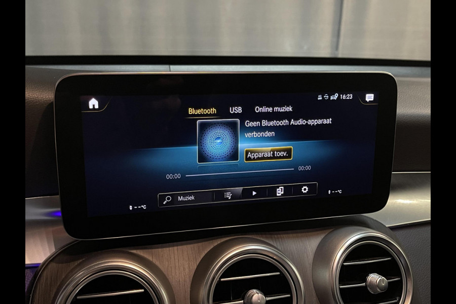 Mercedes-Benz GLC 300e 4MATIC AMG Line 19"/SOH 94%/Panoramadak/Dodehoek/Adaptieve cruise/Keyless/Burmester/Matrix LED/Apple Carplay & Android Auto/Stoelverwarming/Elektrische klep
