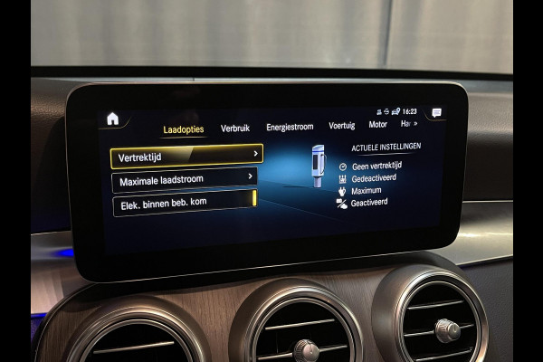 Mercedes-Benz GLC 300e 4MATIC AMG Line 19"/SOH 94%/Panoramadak/Dodehoek/Adaptieve cruise/Keyless/Burmester/Matrix LED/Apple Carplay & Android Auto/Stoelverwarming/Elektrische klep