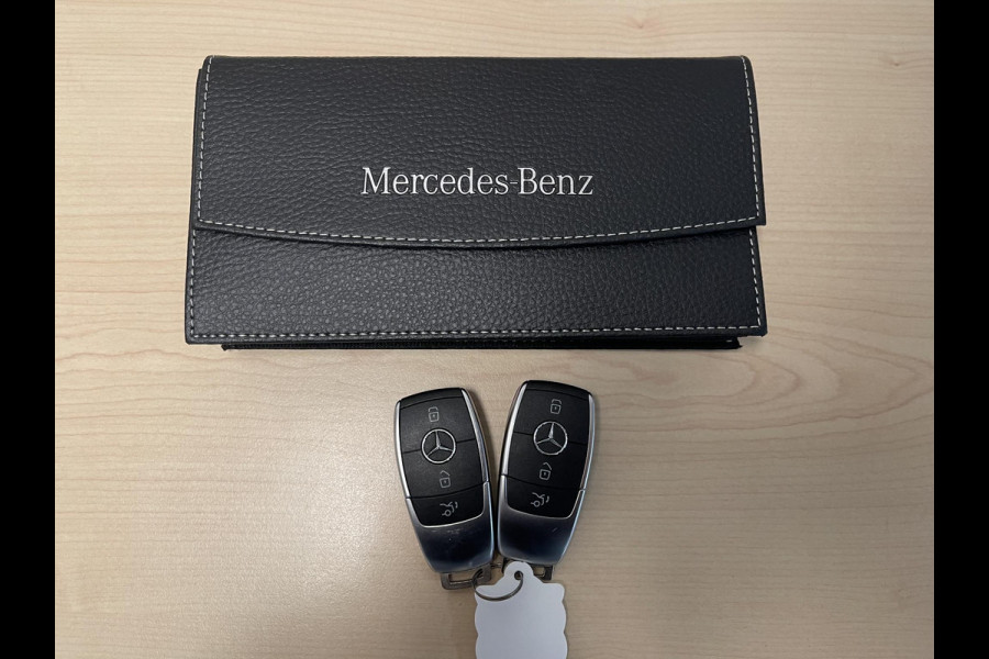 Mercedes-Benz GLC 300e 4MATIC AMG Line 19"/SOH 94%/Panoramadak/Dodehoek/Adaptieve cruise/Keyless/Burmester/Matrix LED/Apple Carplay & Android Auto/Stoelverwarming/Elektrische klep
