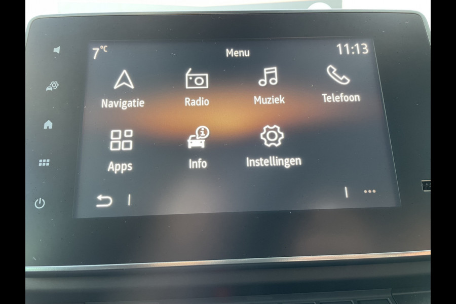 Renault Trafic 150pk L2H1 Grand Luxury (Trekhaak - Camera - LED - 9 pers - Navigatie - Apple Carplay - Keyless Entry - Airco - Parkeersensoren