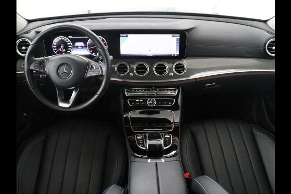 Mercedes-Benz E-Klasse 200 Premium Plus | Burmester Sound | Panoramadak | Memory | Leder | Head-up | 360 Camera | Stoelverwarming | Keyless | Sfeerverlichting | Carplay