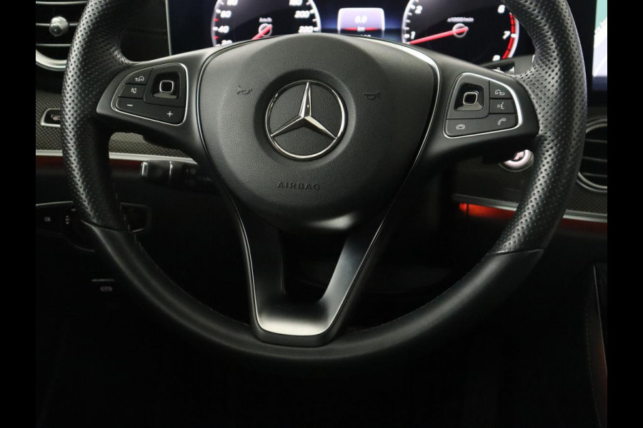 Mercedes-Benz E-Klasse 200 Premium Plus | Burmester Sound | Panoramadak | Memory | Leder | Head-up | 360 Camera | Stoelverwarming | Keyless | Sfeerverlichting | Carplay