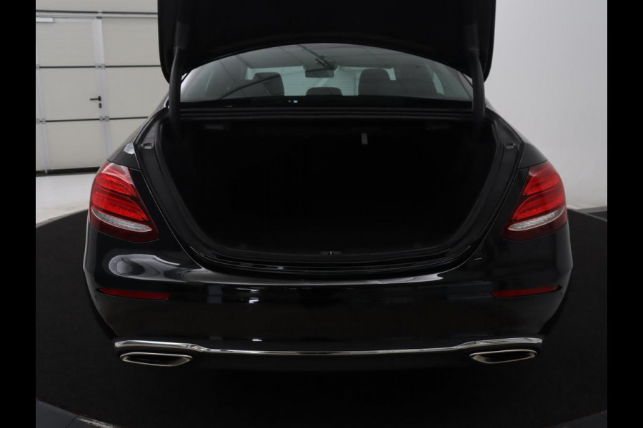 Mercedes-Benz E-Klasse 200 Premium Plus | Burmester Sound | Panoramadak | Memory | Leder | Head-up | 360 Camera | Stoelverwarming | Keyless | Sfeerverlichting | Carplay