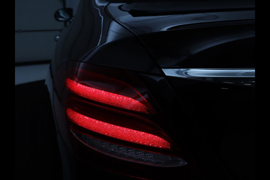 Mercedes-Benz E-Klasse 200 Premium Plus | Burmester Sound | Panoramadak | Memory | Leder | Head-up | 360 Camera | Stoelverwarming | Keyless | Sfeerverlichting | Carplay