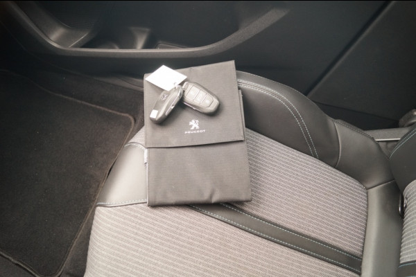Peugeot 3008 1.2 PureTech 130pk Allure -NAVI-ECC-PDC-CAM-