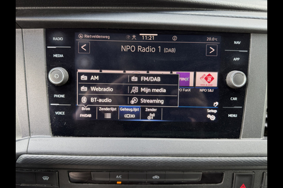Volkswagen Transporter 2.0 TDI 110 PK Euro 6 L2H1 CarPlay/Cruise Control/leer