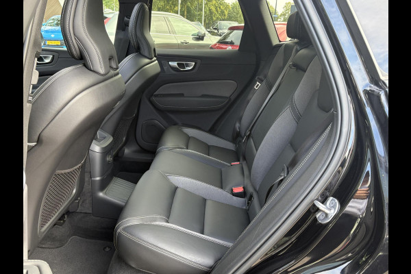 Volvo XC60 2.0 T6 Plug-in hybrid AWD Plus Dark DEALER ONDERHOUDEN | HARMAN/KADON | 360° GRADEN CAM. | STOEL/STUUR VERWARMING | APPLE CARPLAY./ANDROID AUTO | ELEKTRISCHE TREKHAAK