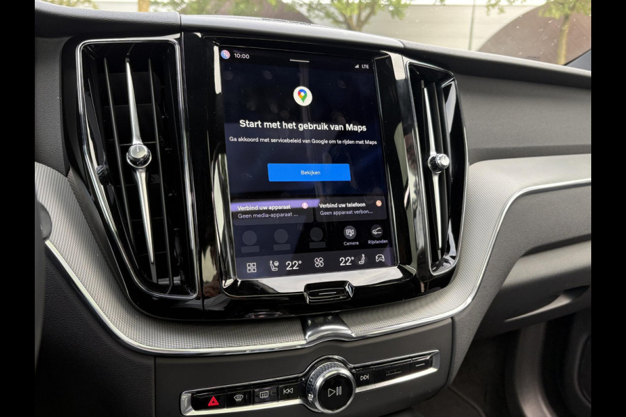 Volvo XC60 2.0 T6 Plug-in hybrid AWD Plus Dark DEALER ONDERHOUDEN | HARMAN/KADON | 360° GRADEN CAM. | STOEL/STUUR VERWARMING | APPLE CARPLAY./ANDROID AUTO | ELEKTRISCHE TREKHAAK
