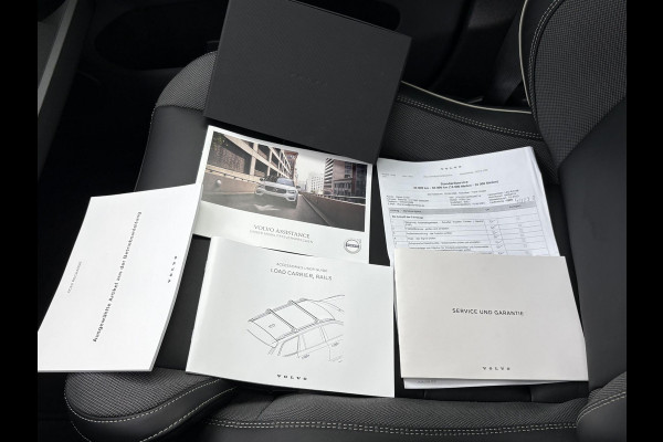 Volvo XC60 2.0 T6 Plug-in hybrid AWD Plus Dark DEALER ONDERHOUDEN | HARMAN/KADON | 360° GRADEN CAM. | STOEL/STUUR VERWARMING | APPLE CARPLAY./ANDROID AUTO | ELEKTRISCHE TREKHAAK
