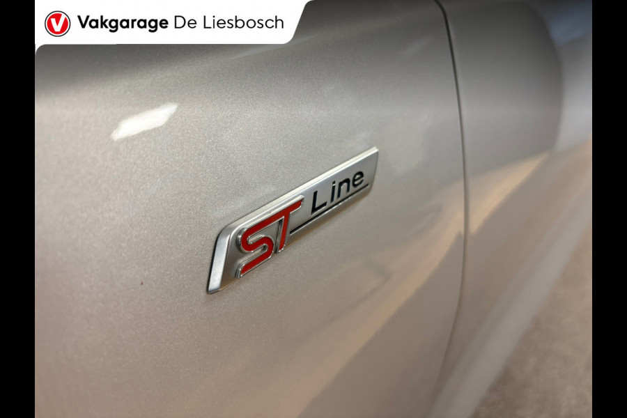 Ford Focus 1.0 EcoBoost Hybrid ST Line / automaat / stuur en stoel verwarming / led