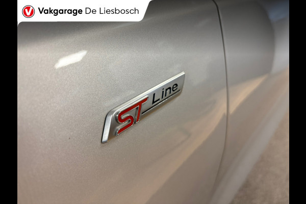 Ford Focus 1.0 EcoBoost Hybrid ST Line / automaat / stuur en stoel verwarming / led