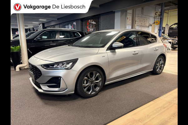 Ford Focus 1.0 EcoBoost Hybrid ST Line / automaat / stuur en stoel verwarming / led