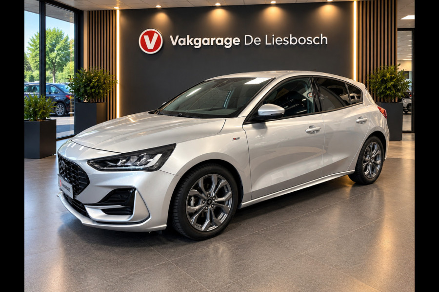 Ford Focus 1.0 EcoBoost Hybrid ST Line / automaat / stuur en stoel verwarming / led