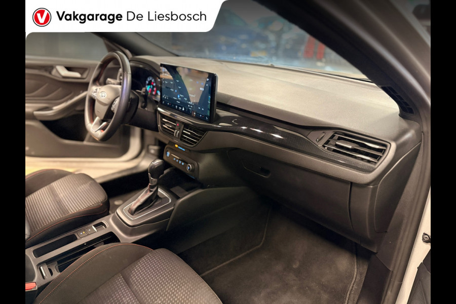 Ford Focus 1.0 EcoBoost Hybrid ST Line / automaat / stuur en stoel verwarming / led