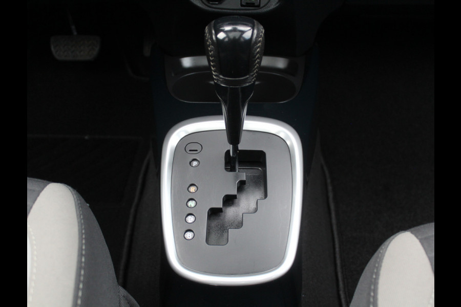 Toyota Yaris 1.5 Hybrid Bi-Tone Plus CLIMATE | LMV16 | AFNBTREKHAAK | CRUISE | LED | NAVI | CAMERA | PANODAK