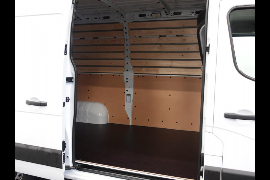 Renault Master T33 2.3 dCi 135PK L2H2 BPM VRIJ! Airco Cruise control Parkeersensoren Navigatie Trekhaak