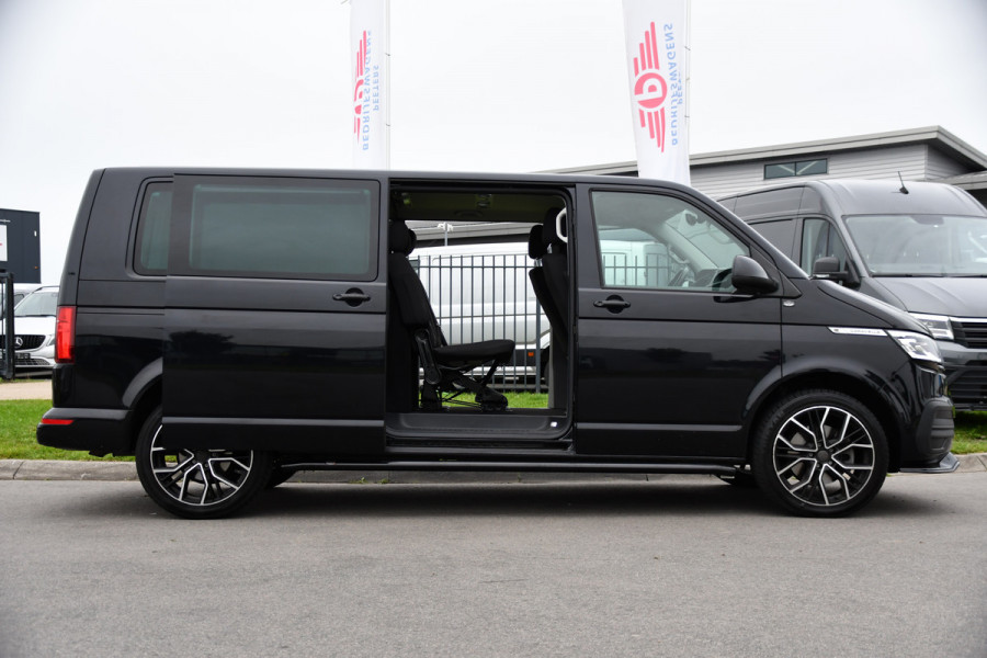 Volkswagen Transporter 2.0 TDI L2H1 32 DC Caravelle Virtual, Adaptieve Cruise, Carplay, LED, 204pk, Stoelverwarming, Clima, Automaat, 2 x Schuifdeur, Multimedia, Uniek!