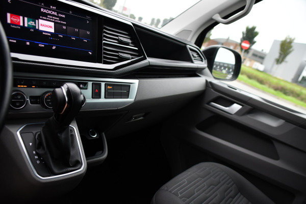 Volkswagen Transporter 2.0 TDI L2H1 32 DC Caravelle Virtual, Adaptieve Cruise, Carplay, LED, 204pk, Stoelverwarming, Clima, Automaat, 2 x Schuifdeur, Multimedia, Uniek!