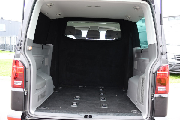 Volkswagen Transporter 2.0 TDI L2H1 32 DC Caravelle Virtual, Adaptieve Cruise, Carplay, LED, 204pk, Stoelverwarming, Clima, Automaat, 2 x Schuifdeur, Multimedia, Uniek!