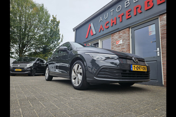 Volkswagen Golf 1.0 TSI Life Business Lesauto! Trekhaak! Nette Staat! Carplay! Navigatie! LED!