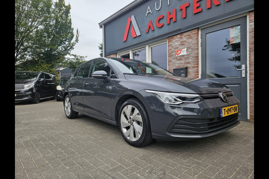 Volkswagen Golf 1.0 TSI Life Business Lesauto! Trekhaak! Nette Staat! Carplay! Navigatie! LED!