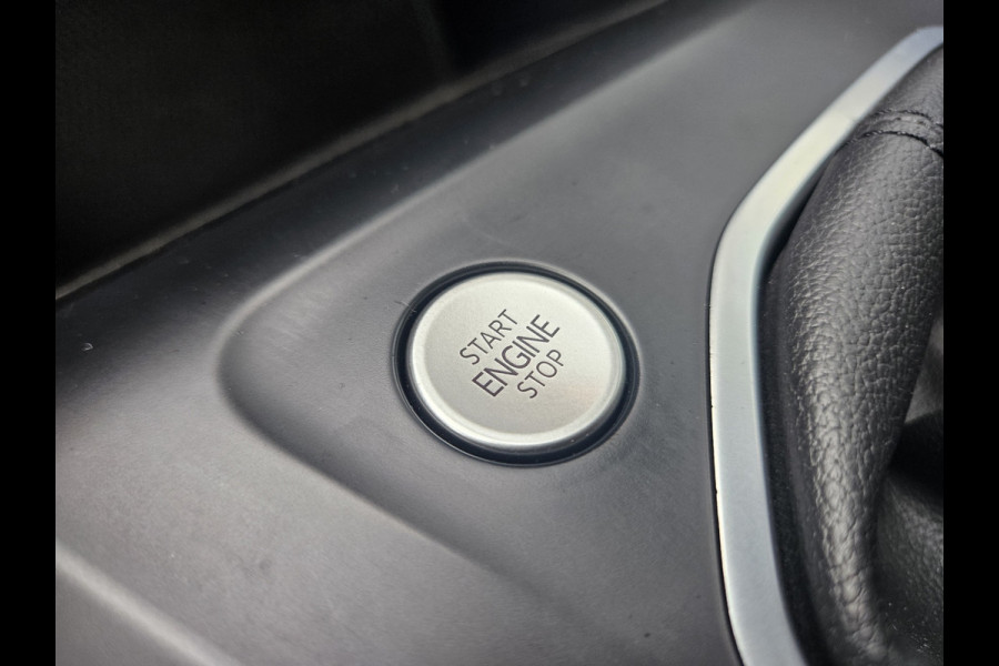 Volkswagen Golf 1.0 TSI Life Business Lesauto! Trekhaak! Nette Staat! Carplay! Navigatie! LED!