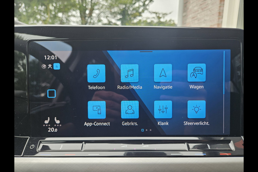 Volkswagen Golf 1.0 TSI Life Business Lesauto! Trekhaak! Nette Staat! Carplay! Navigatie! LED!