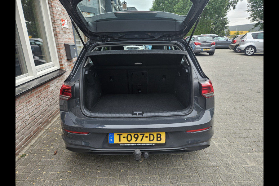 Volkswagen Golf 1.0 TSI Life Business Lesauto! Trekhaak! Nette Staat! Carplay! Navigatie! LED!