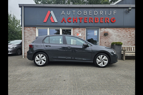 Volkswagen Golf 1.0 TSI Life Business Lesauto! Trekhaak! Nette Staat! Carplay! Navigatie! LED!
