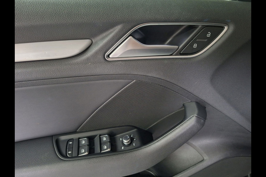Audi A3 Sportback 35 TFSI S-Line | Clima| cruise | PDC | Stoelverwarming |