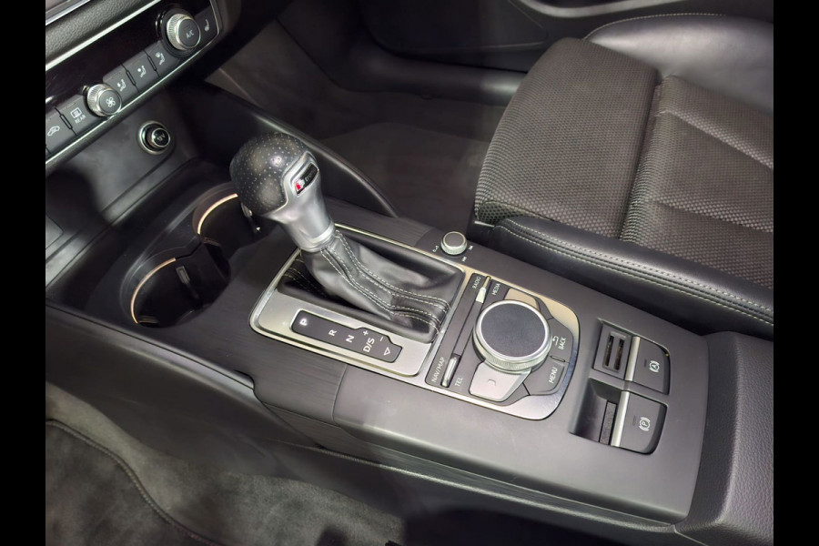 Audi A3 Sportback 35 TFSI S-Line | Clima| cruise | PDC | Stoelverwarming |