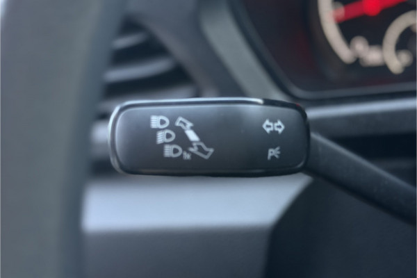 Volkswagen Caddy Cargo 1.5 TSI | Airco | Groot scherm | Carplay | PDC A | DAB