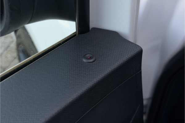 Volkswagen Caddy Cargo 1.5 TSI | Airco | Groot scherm | Carplay | PDC A | DAB