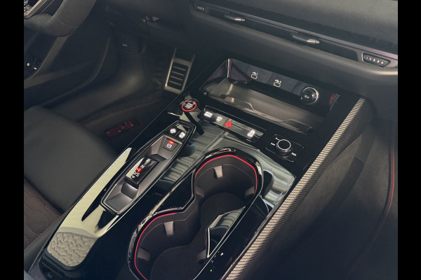 Audi RS5 Keramisch | Audi Sportpakket | Smart.Glass | Tech-Pro | HeadUp | Sportuitlaat | Panorama | B&O 3D | RS Sportstoelen Plus |