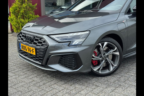 Audi A3 Sportback 45 TFSI e S edition Competition | ACC | B&O | HUD