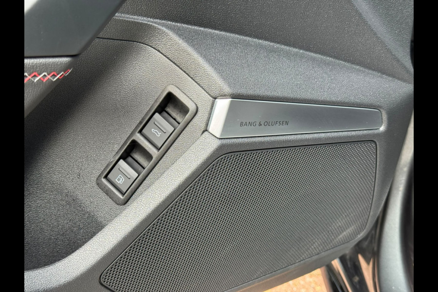 Audi A3 Sportback 45 TFSI e S edition Competition | ACC | B&O | HUD