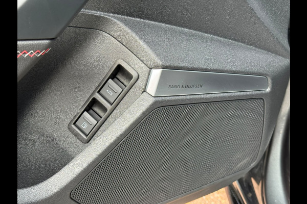 Audi A3 Sportback 45 TFSI e S edition Competition | ACC | B&O | HUD
