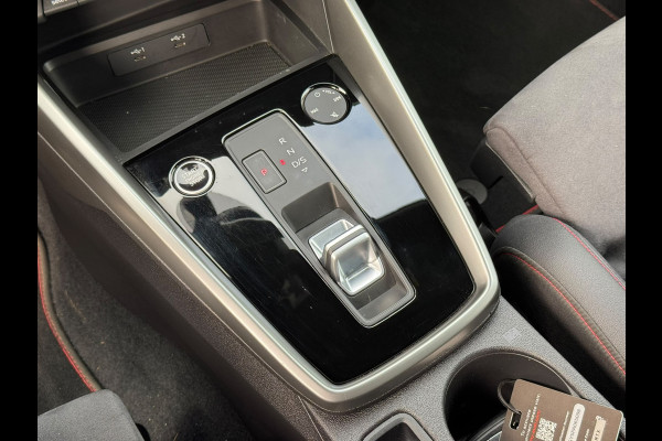 Audi A3 Sportback 45 TFSI e S edition Competition | ACC | B&O | HUD