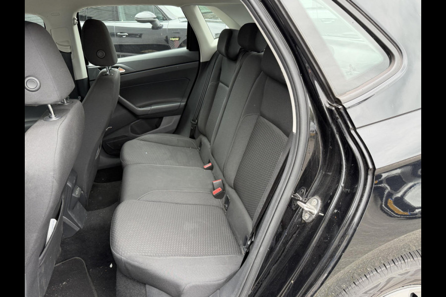 Volkswagen Polo 1.0 TSI Comfortline | Navigatie | Parkeersensoren | DAB | Apple Carplay |