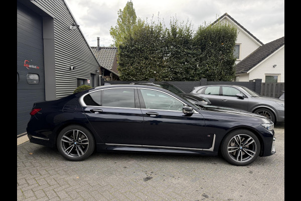 BMW 7 Serie 745e High Executive M-Sport | Panoramadak | 360* Camera | Massage | Stoelventilatie/Verwarming |