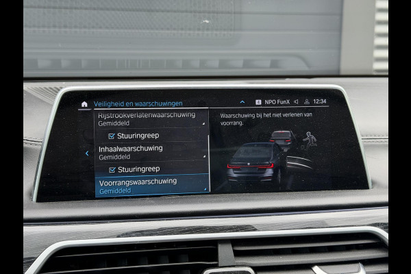BMW 7 Serie 745e High Executive M-Sport | Panoramadak | 360* Camera | Massage | Stoelventilatie/Verwarming |