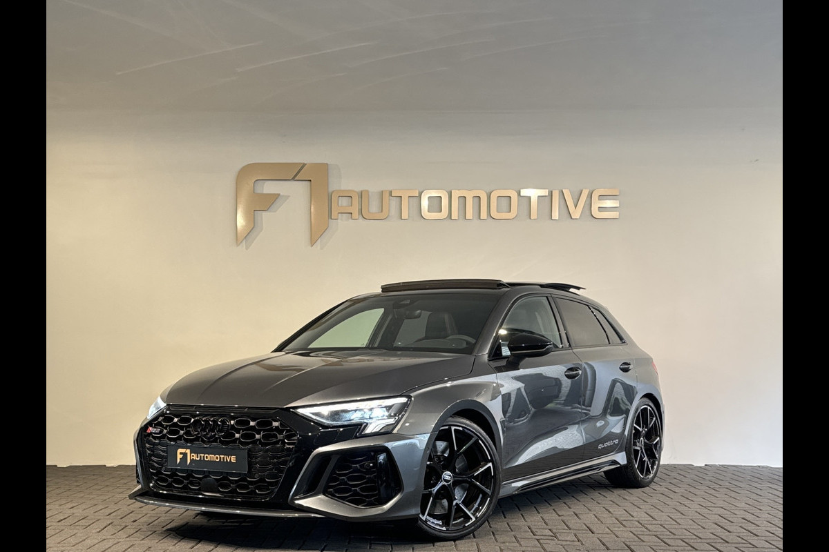 Audi RS3 Sportback 2.5 TFSI quattro Pano|RS Seats|Keyless