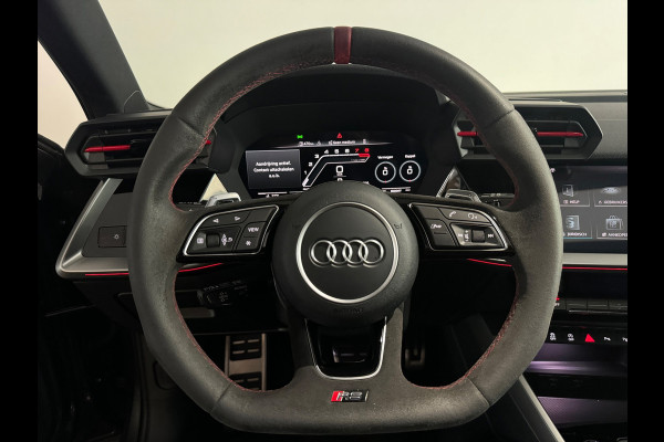 Audi RS3 Sportback 2.5 TFSI quattro Pano|RS Seats|Keyless