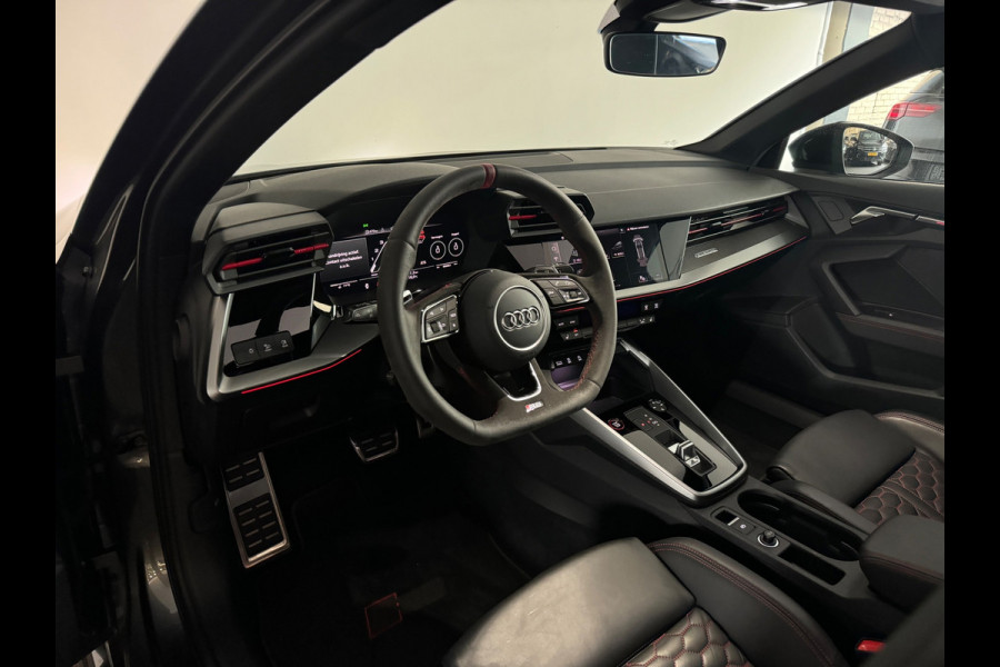 Audi RS3 Sportback 2.5 TFSI quattro Pano|RS Seats|Keyless