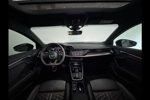 Audi RS3 Sportback 2.5 TFSI quattro Pano|RS Seats|Keyless