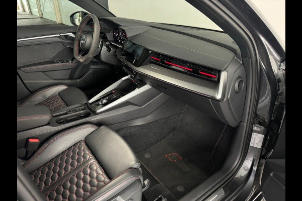 Audi RS3 Sportback 2.5 TFSI quattro Pano|RS Seats|Keyless