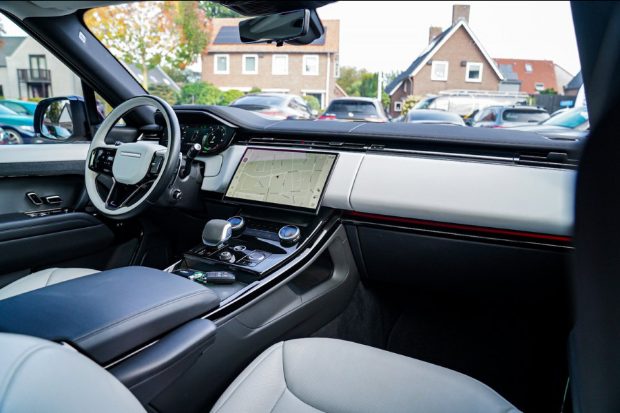 Land Rover Range Rover Sport 3.0 P440e Dynamic HSE | Luchtvering | Head Up Display | MERIDIAN 3D Audio | Stoelverkoeling | 360 Cam