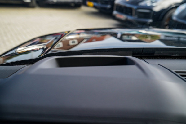Land Rover Range Rover Sport 3.0 P440e Dynamic HSE | Luchtvering | Head Up Display | MERIDIAN 3D Audio | Stoelverkoeling | 360 Cam