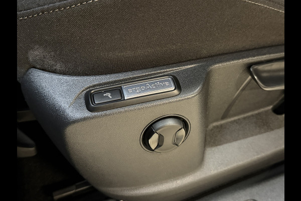 Volkswagen Tiguan Allspace 1.5 TSI Life Business 7p. | Massagestoel | Trekhaak | Camera | Stoel/Stuurverwarming | Carplay | Adaptive cruise