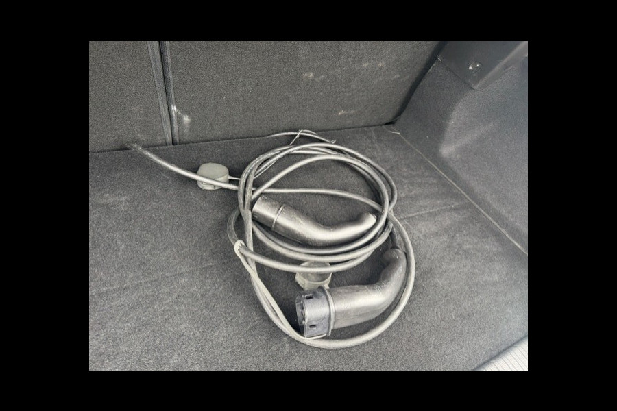 Renault Captur 1.6 E-Tech Plug-in Hybrid 160 Intens -SOH 91%